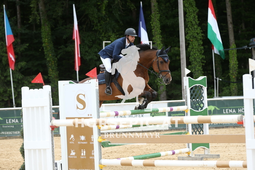 DL2Q2394 | Willkommen bei Brunnmayr - Design & Fotografie – Ihrem Spezialisten für Reitturniere und Pferdeveranstaltungen in Oberösterreich, Salzburg und Bayern! Seit über 17 Jahren sind wir leidenschaftlich dabei.