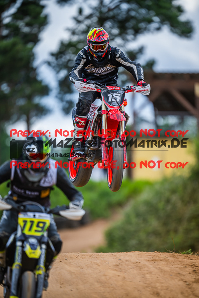 MaZZes_FotoMatrix_220528_6070 | Fotograf Mathias Schmid
Sportfotograf,
Eventfotograf,
Hochzeitsfotograf,
Portraitfotograf