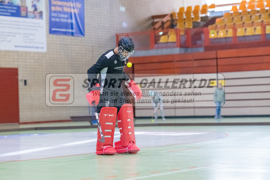 HK_20230108_102335 | 1. Bundesliga ( Halle ) Herren Crefelder HTC - Uhlenhorst Mülheim am 8.1.2023 Crefelder HTC  ( CHTC ), Krefeld , Joshua Onyekwue Nnaji Torwart ( Crefelder HTC #29 )