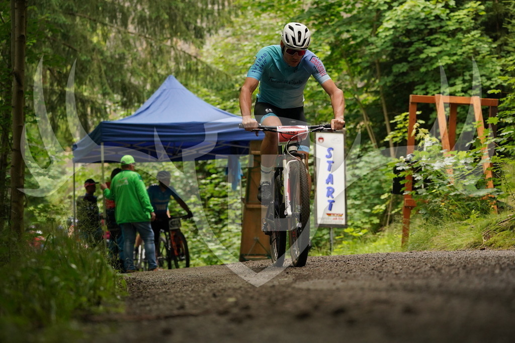 A9_03797 | Fotogalerie der Treibjagd im Dunkelwald - Dein MTB Etappenrennen im Erzgebirge - Realisiert mit Pictrs.com