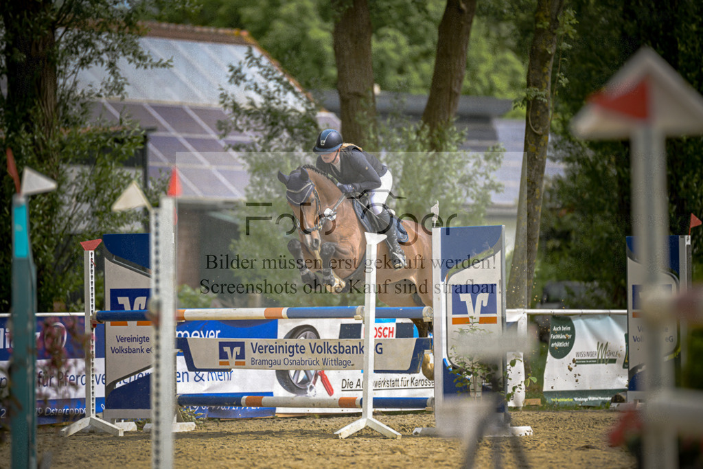 20240505-DOS_9470 | Entdecke hochwertige Reitturnierfotos von Foto Oger. Professionell, emotional und authentisch – jetzt Lieblingsmomente im Shop bestellen.Deutschlandweite Turnierfotografie. - Realisiert mit Pictrs.com