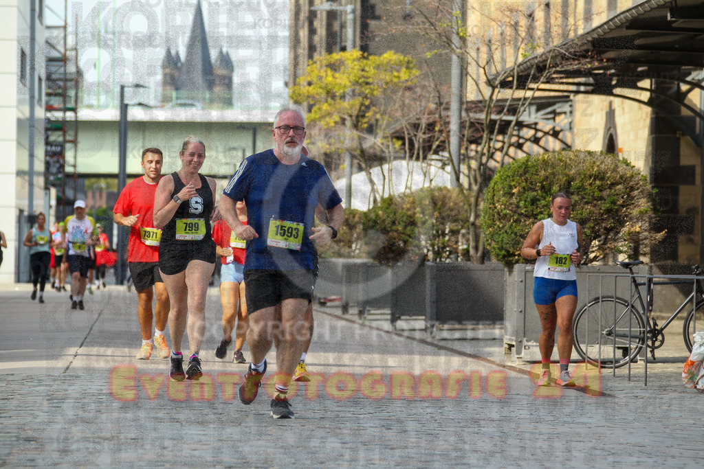250920_1503_EV4_7961 | Sportfotografie im Rhein-Sieg Kreis, Köln, Bonn, NRW, Rheinland Pfalz, Hessen, etc. Unser Tätigkeitsfeld umfasst den Laufsport vom Volkslauf über den Marathon, Duathlon, Triathon bis zum Ultralauf wie Kölnpfad Ultra oder Schindertrail.