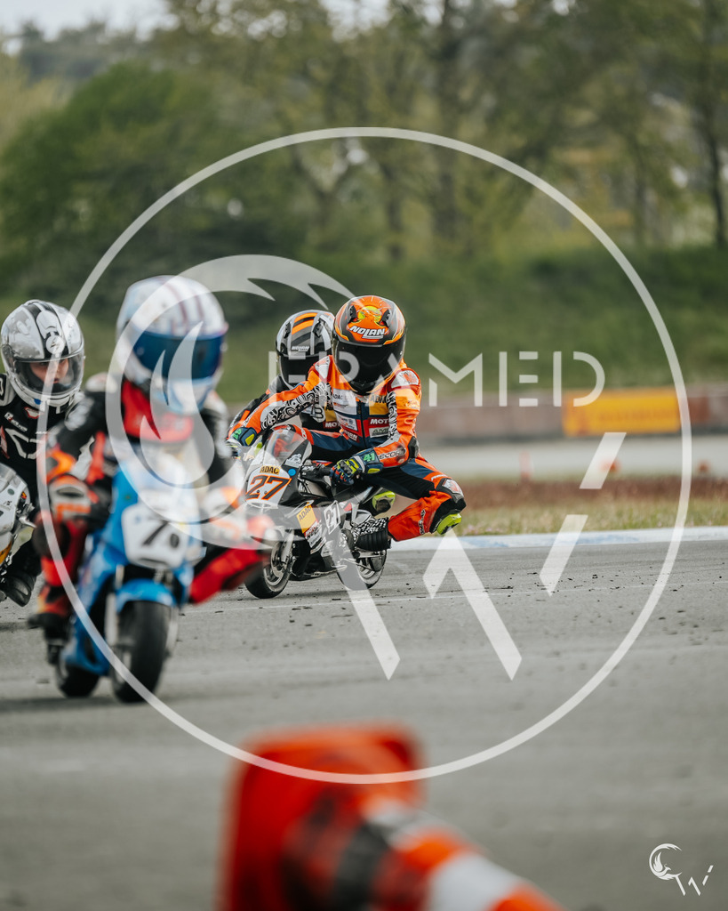 27-9 | cw-framed