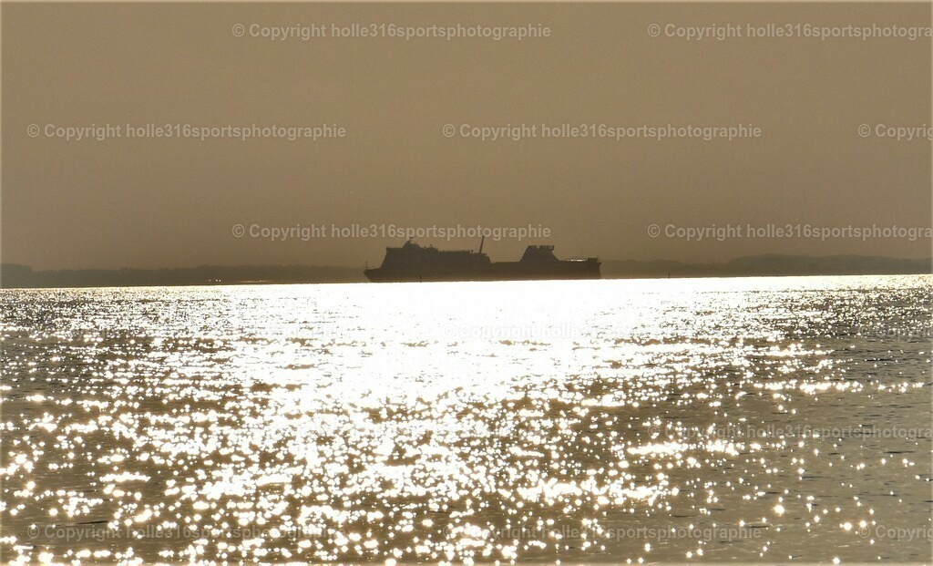 DSC_0036 (2) | Sportfotografie , Motorsport, Motoross, Reitsport, Mointainbike, Enduro,
Landschaft , Outdoor, Eventfotografie, Landschaft, Bilder online bestellen - Realisiert mit Pictrs.com