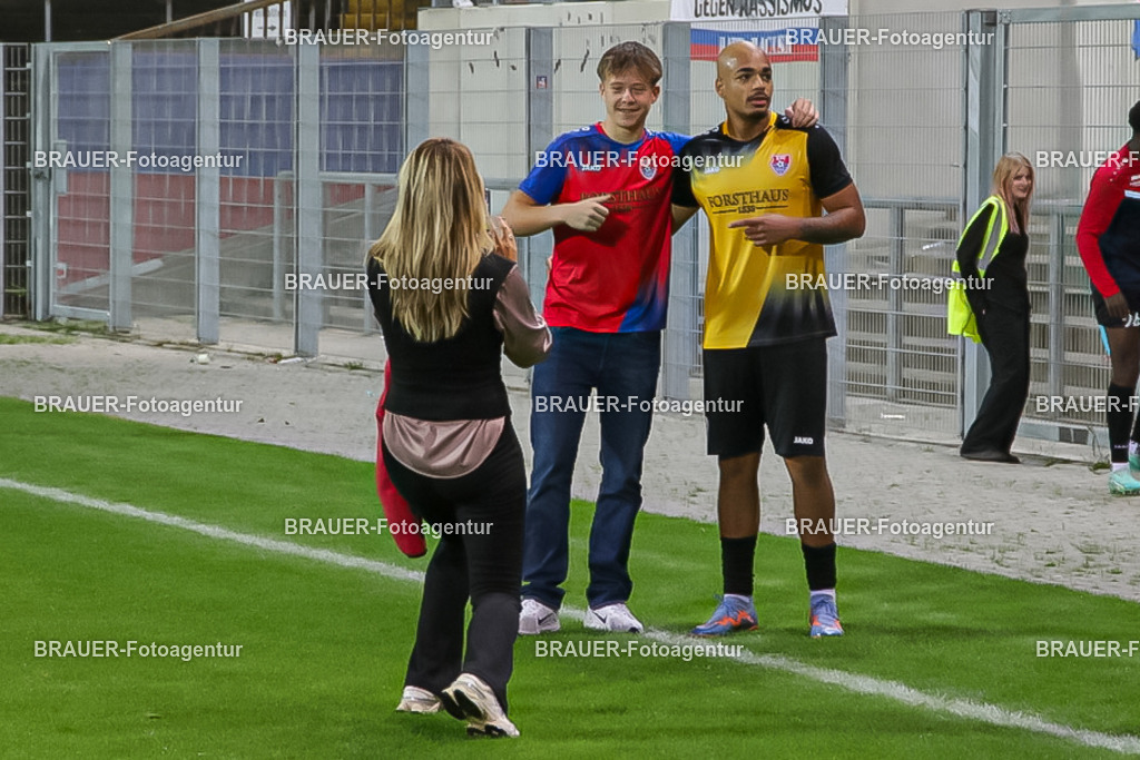 B753578E-F2ED-4596-9D9A-2026C9FA988E_1_105_c | BRAUER-Fotoagentur