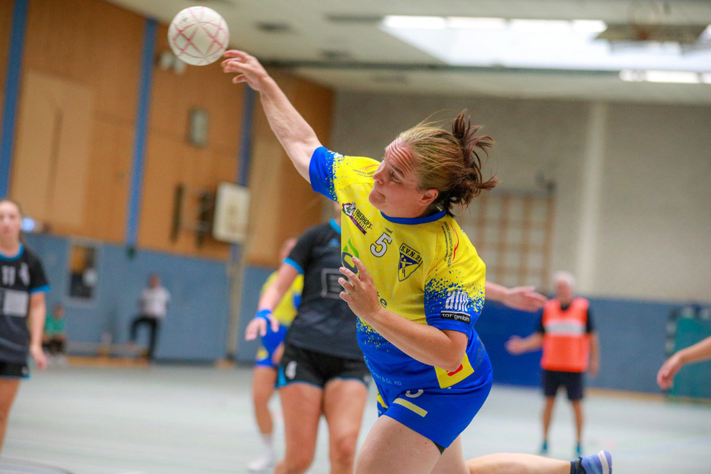 Neukirchen-Duisburg310825_010 | Bildergalerie von Sport-Ereignissen aber auch von weiteren spannenden Dingen - nicht nur vom Niederrhein. In Anlehnung an den bekannten Spruch von Hanns Dieter Hüsch heißt das Motto: "Niederrhein ist überall".  - Realisiert mit Pictrs.com