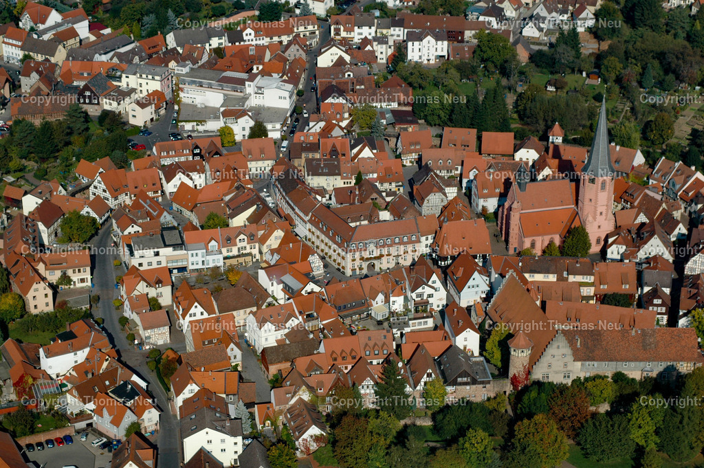Luftbild-Michelstadt-Altstadt-historisches-Rathaus-Odenwald_Fotografie-Thomas-Neu-11 | Michelstadt, Luftbild, Michelstadt Altstadt LuftbildMichelstadt Marktplatz Luftaufnahmehistorisches Rathaus Michelstadt LuftbildFachwerkstadt Michelstadt von obenOdenwald Stadt Luftbild,, Bild: Thomas Neu