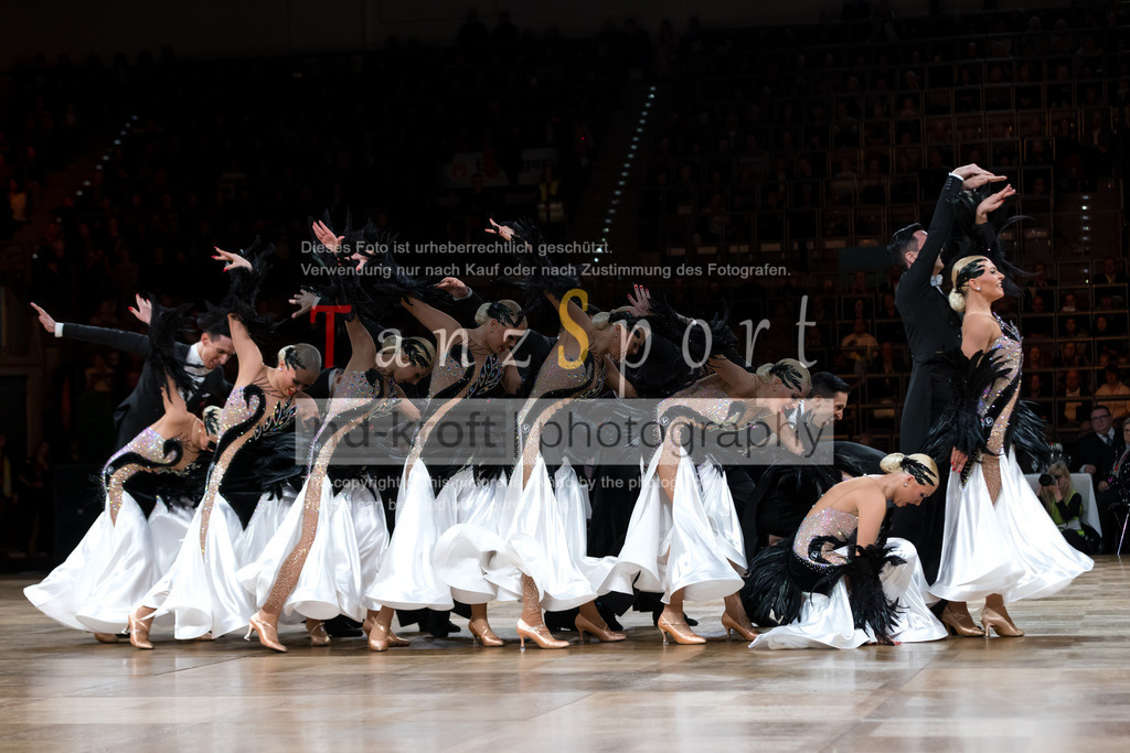 20241109_DM-Formationen_6602 | Tanzsportbilder, Standardtanz, Lateintanz, WDSF, DTV, LTVB, dancecomp, goc, hessen tanzt, blaues band der spree, walzer, tango, wiener walzer, slowfox, quickstepp, samba, rumba, cha-cha-cha, paso doble. jive, hd-kroft photography, turniertanzsport