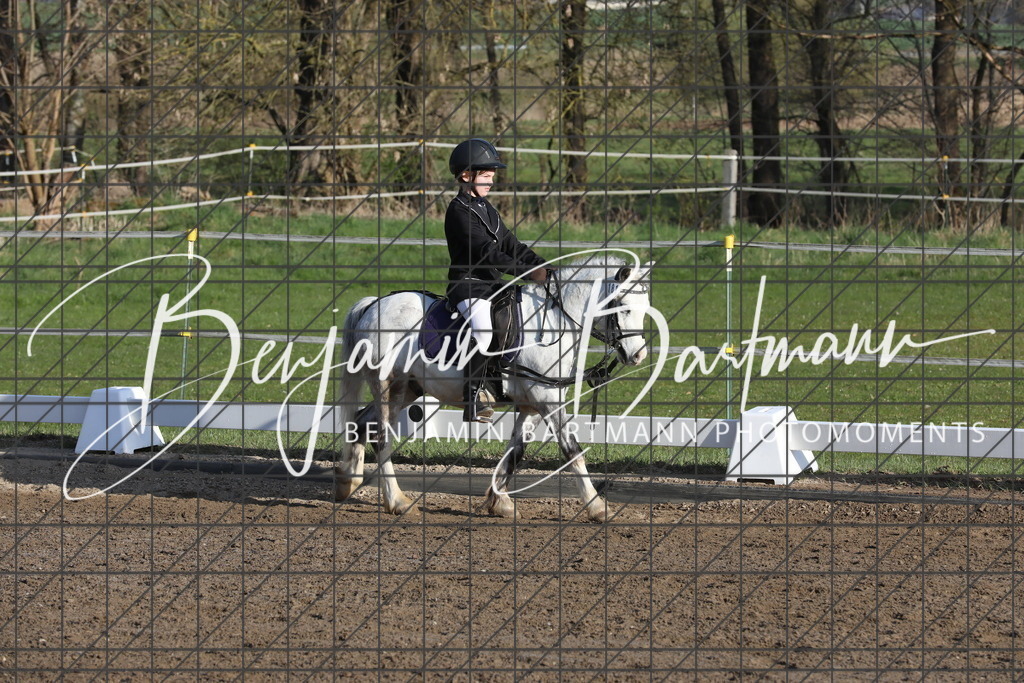 AZ2A2512 | Benjamin Bartmann Photomoments