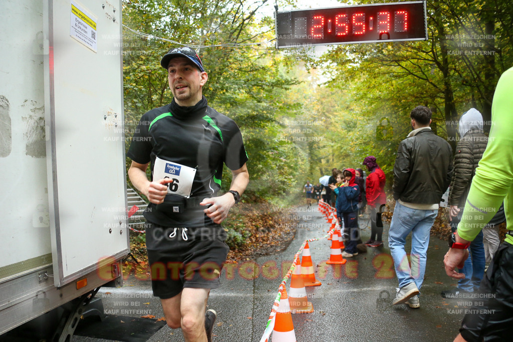 241027_1303_EX1_5415 | Sportfotografie im Rhein-Sieg Kreis, Köln, Bonn, NRW, Rheinland Pfalz, Hessen, etc. Unser Tätigkeitsfeld umfasst den Laufsport vom Volkslauf über den Marathon, Duathlon, Triathon bis zum Ultralauf wie Kölnpfad Ultra oder Schindertrail.