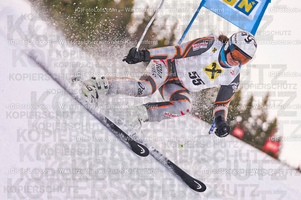 ALP0861_MastersCup-RTL-II_LKHF_Popp Michaela | NÖ Raiffeisen MastersCup, Jugend - Damen - Herren, Riesentorlauf-Rennen 2 auf der Fuchswaldpiste in Lackenhof am Ötscher, durchführender Verein: Schiklub Lackenhof, So 9. Februar 2025.