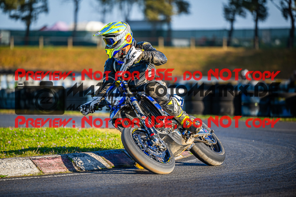 MaZZes_FotoMatrix_230916_3642 | UE40