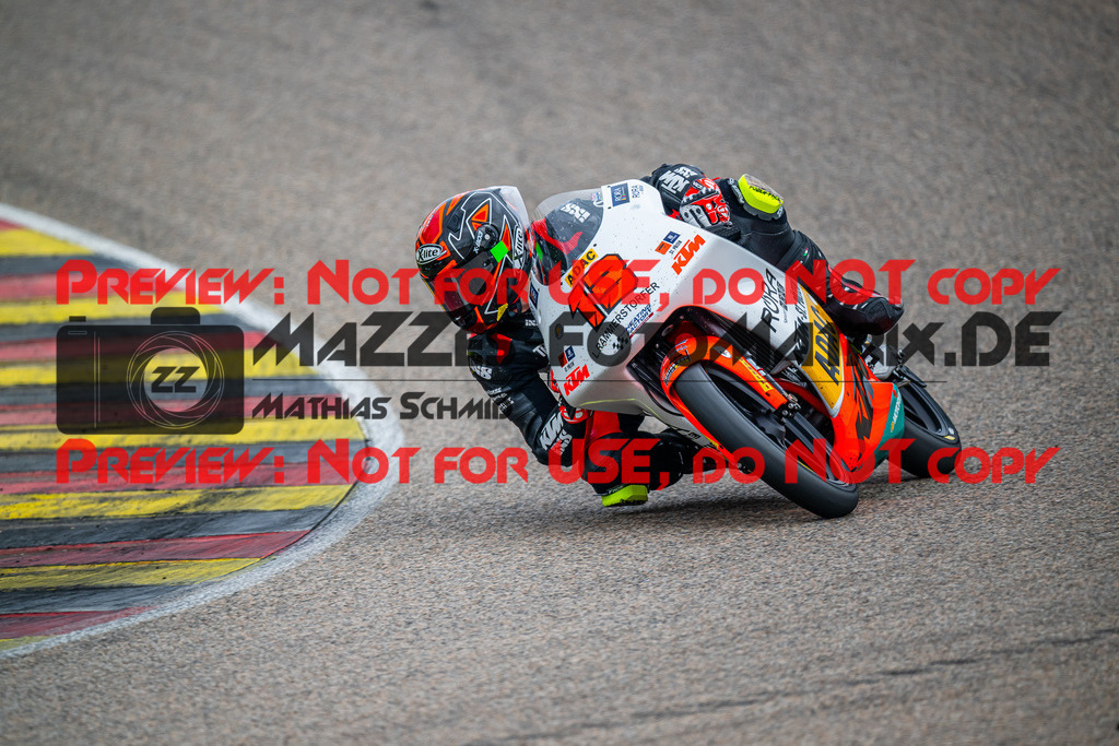 MaZZes_FotoMatrix_240504_6007705_4162 | KTM