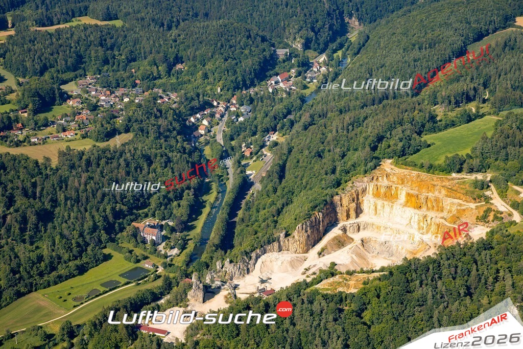 Das Luftbild zeigt : Rupprechtstegen Hartenstein - Die Luftaufnahme wurde 2024 vom UL-Flugzeug aus erstellt ( keine Drohne ) - Hochauflösende Luftaufnahme - Für grossformatige Ausdrucke geeignet. Die Geschenkidee !Mit Lizenz und Bildrechte bestellbar