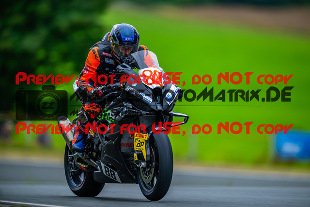 MaZZes_FotoMatrix_240726_6007705_1733 | STK