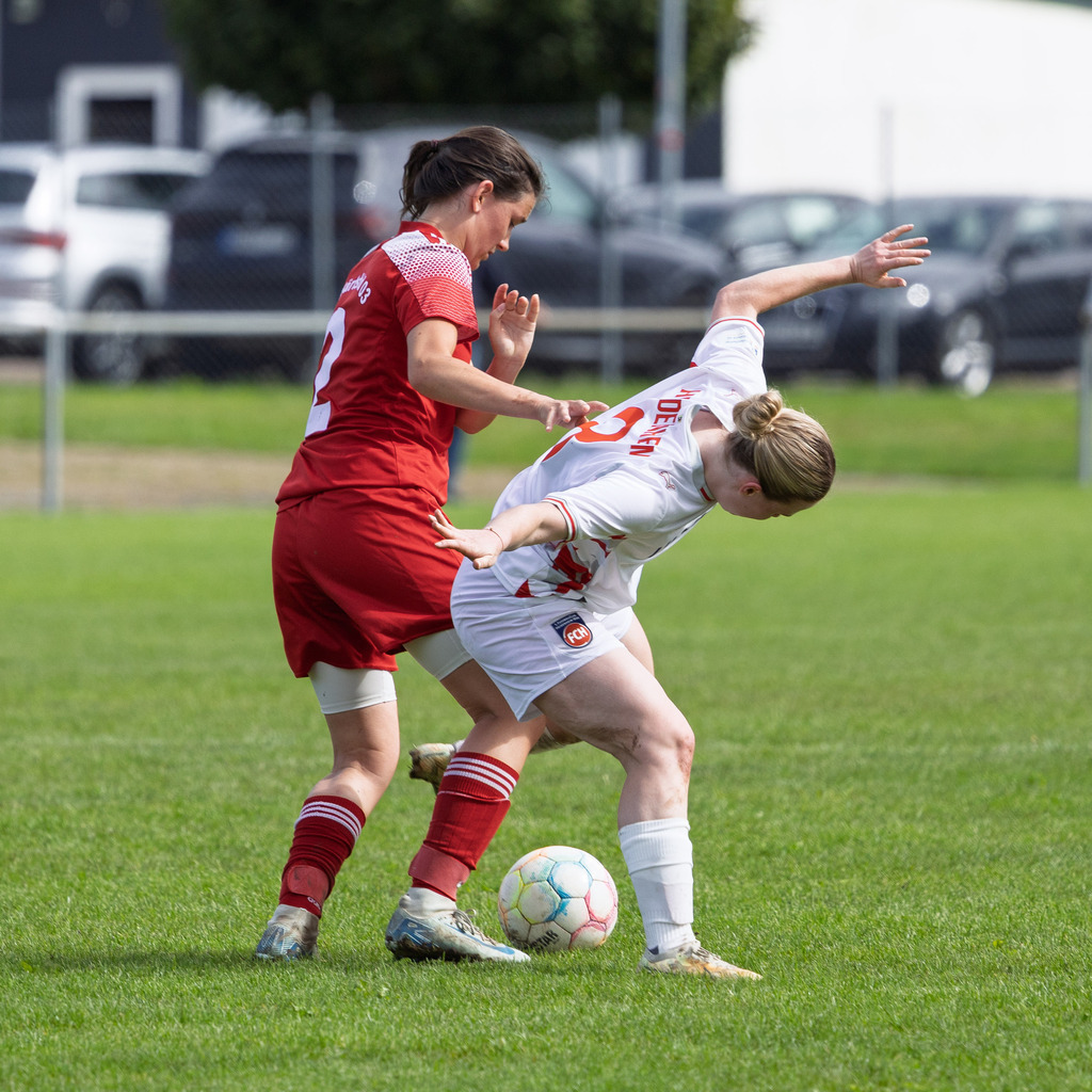 HÄRFCH_250914_0899 | FC Härtsfeld 03 vs. 1.FC Heidenheim 1846 II, Fußball, Frauen, Bezirksliga, 2025/2026, 1. Spieltag, 14.09.2025 in Dischingen(Foto: Michael Bulling) - Realisiert mit Pictrs.com