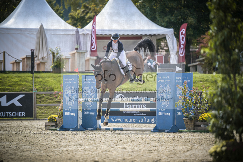 DOS_7513 | Entdecke hochwertige Reitturnierfotos von Foto Oger. Professionell, emotional und authentisch – jetzt Lieblingsmomente im Shop bestellen.Deutschlandweite Turnierfotografie. - Realisiert mit Pictrs.com