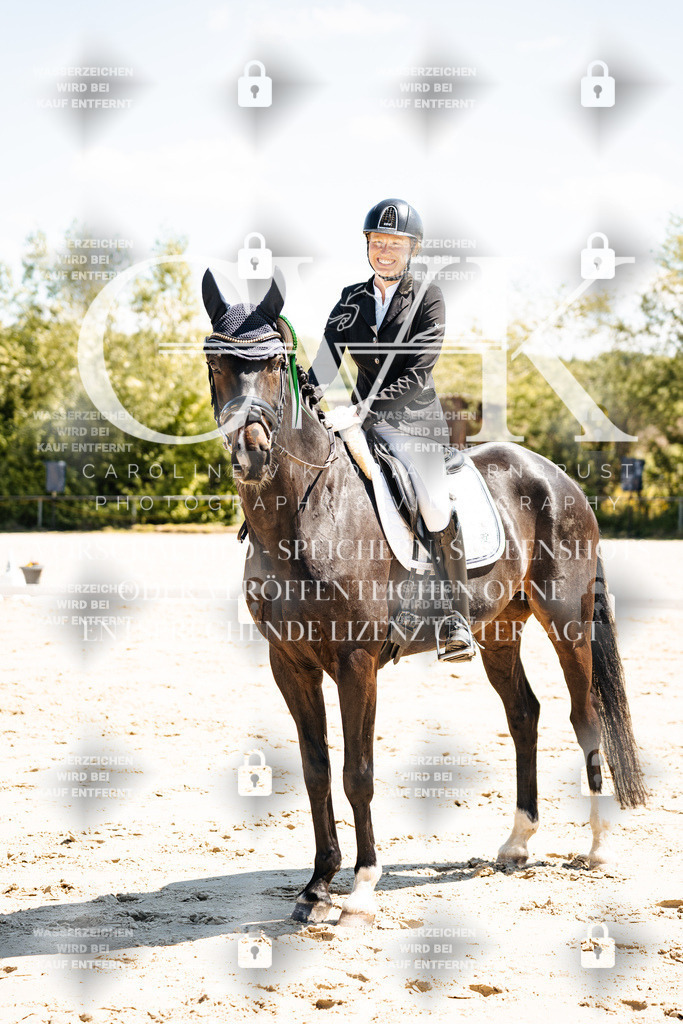 CK703547 | Turnierfotografie Pferdefotografie Trier Rheinland-Pfalz Pferdesport Reitsport Tierfotografie Sportfotografie Pferdevideo Pferdevideografie Equestrianvideography equestrianphotography  - Realisiert mit Pictrs.com