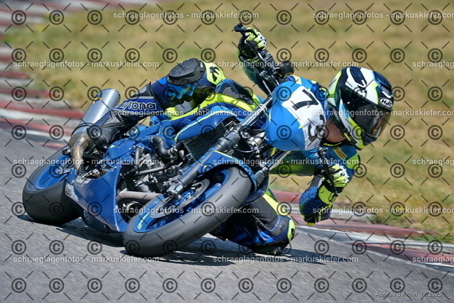 25bt04-1155 | markuskiefer.com - Realisiert mit Pictrs.com
