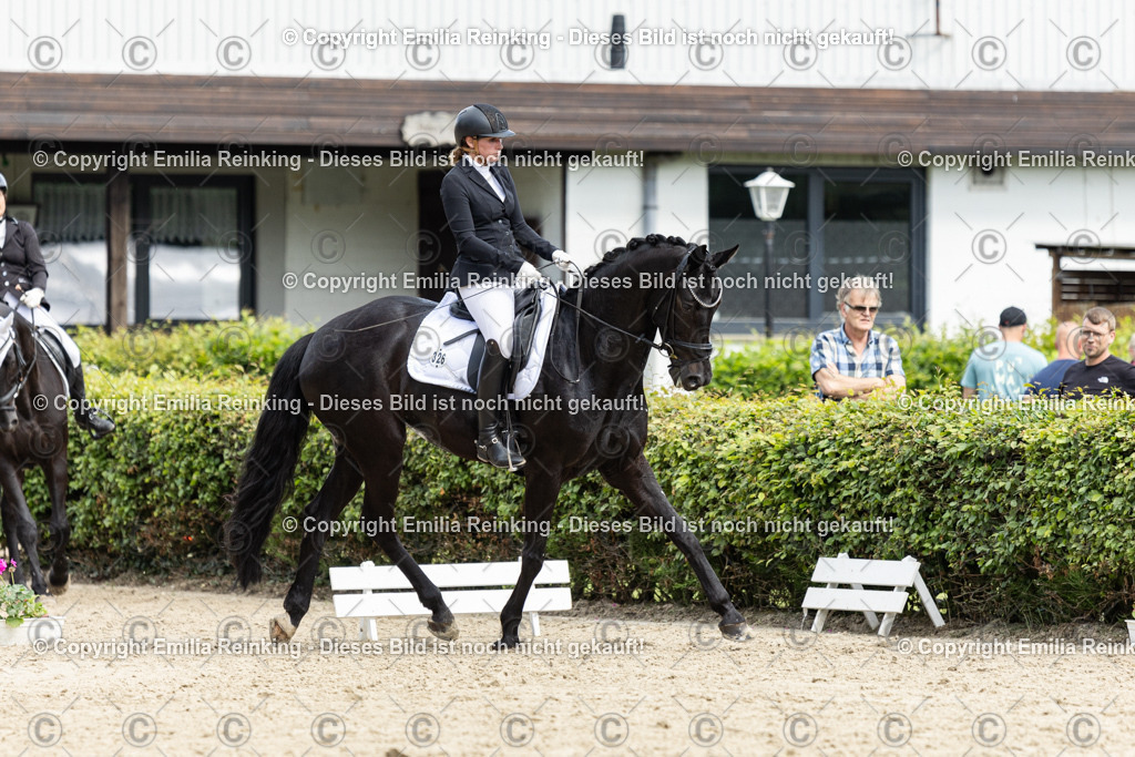 CL5A5177-2 | Emilia Reinking Fotografie - Realisiert mit Pictrs.com