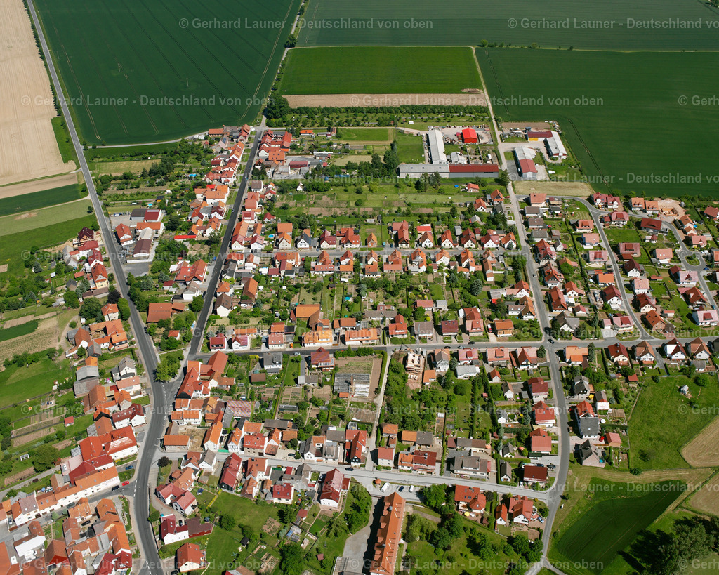 2634450 | GERNRODE 09.06.2006 Wohngebiet einer Einfamilienhaus- Siedlung  in Gernrode im Bundesland Thüringen, Deutschland // Single-family residential area of settlement  in Gernrode in the state Thuringia, Germany Foto: Gerhard Launer