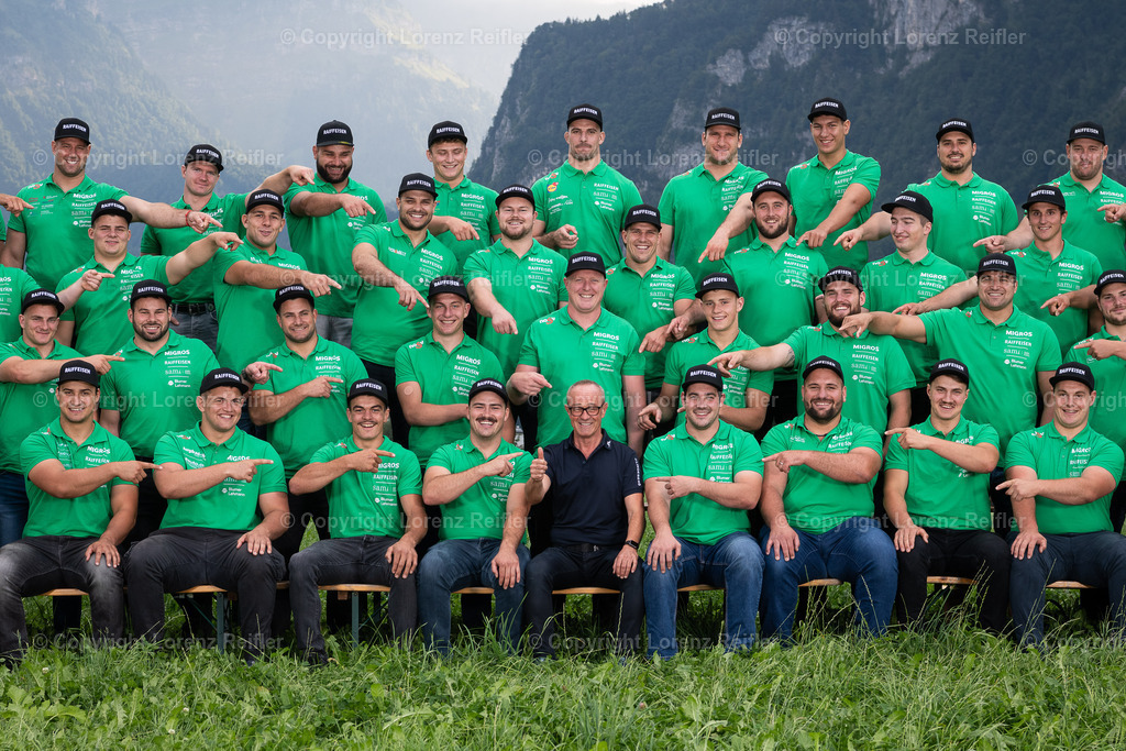 Schwingen -  ESAF Team NOSV 2025 | Mollis, 22.8.25, Schwingen - ESAF Team NOSV.Mit Sponsor Reiffeisen