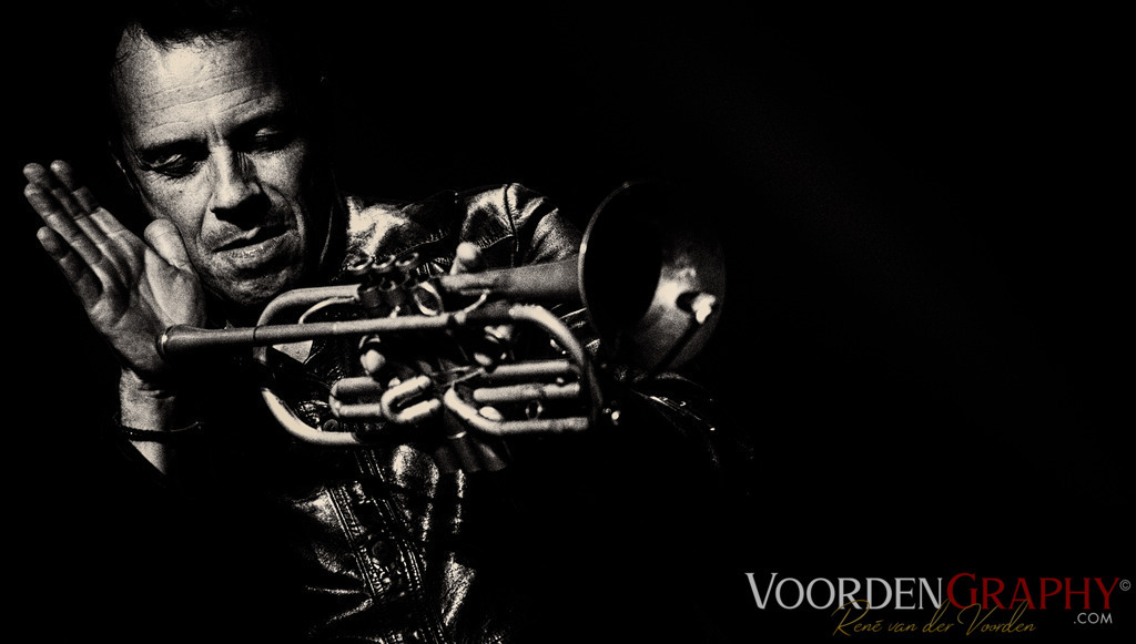 2014 Café del Mundo Sextett & Joo Kraus @ Stadthalle BuchenZur Foto-Galerie: http://on.fb.me/1uYEMEbmit: Jan Pascal & Alexander Kilian, Alberto Menendez, Sandro Gulino, Cesar Gamero, Azucena Rubio | VoordenGraphy Fotos - Realisiert mit Pictrs.com