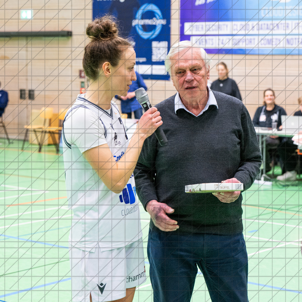 2. DBBL Nord 25/26 | Spieltag 15 | BBC Osnabrück vs. New Baskets Oberhausen | 18.01.26: 2. DBBL Nord 25/26 | Spieltag 15 | BBC Osnabrück vs. New Baskets Oberhausen / Osnabrück / Deutschland  //   CREDIT:www.bullenfotos.de, Martin König, Hörner Weg 40, D-49078 Osnabrück, +4917663732967 // Nutzung und Weitergabe nur zu den vereinbarten Zwecken. Presseanfragen an Ersteller. Alle Rechte beim Ersteller. Honorierung nach MFM. - Realisiert mit Pictrs.com