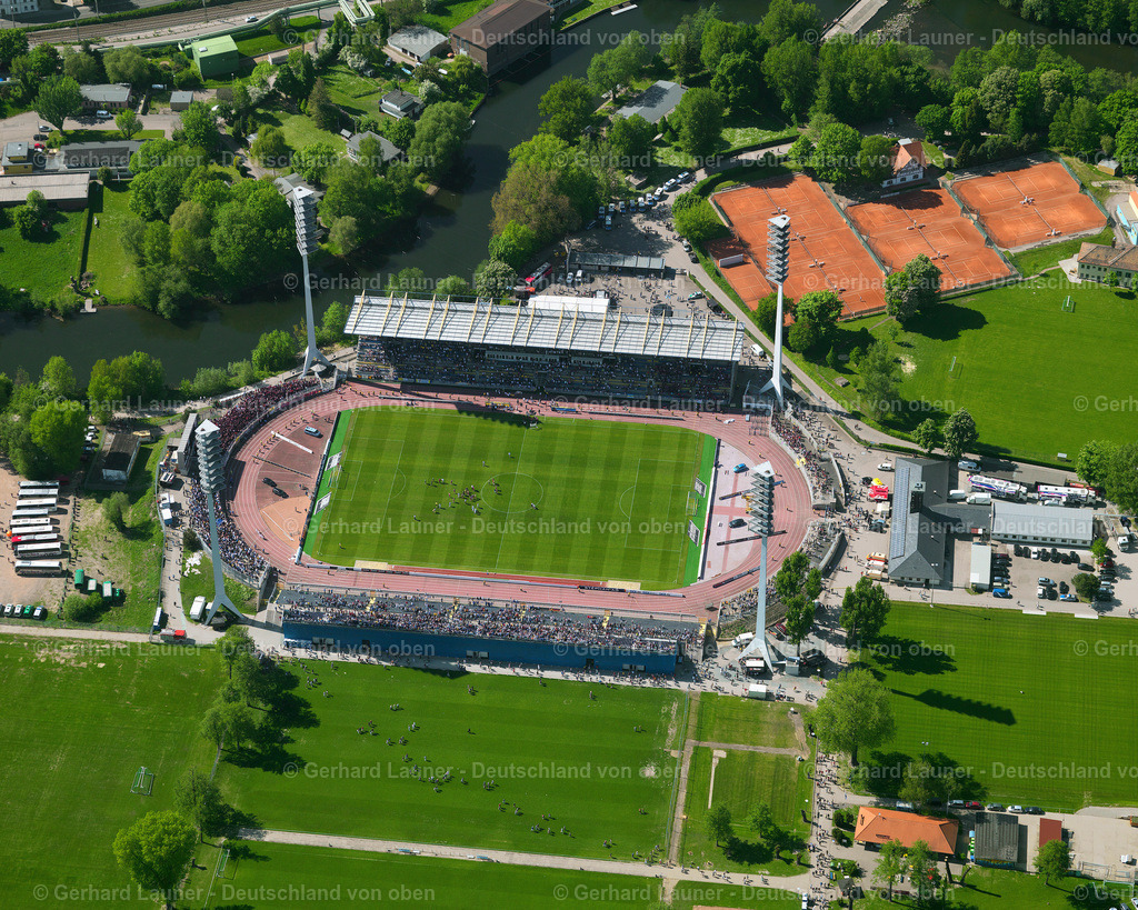 2865753 | Das Ernst-Abbe-Sportfeld ist eine Sportanlage in der thüringischen Großstadt Jena