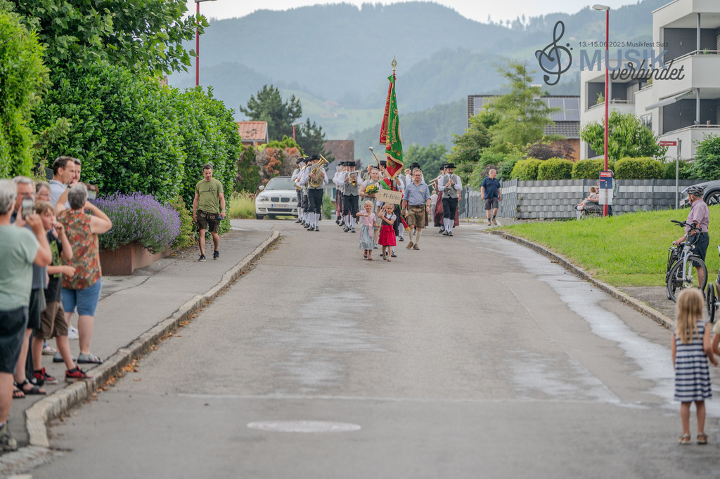 DSC_4127 | "Fussifoto.com – Ihr Ansprechpartner für hochwertige Fotografie! Entdecken Sie kreative Bilder und professionelle Dienstleistungen. Kontaktieren Sie uns für Ihre Projekte!"