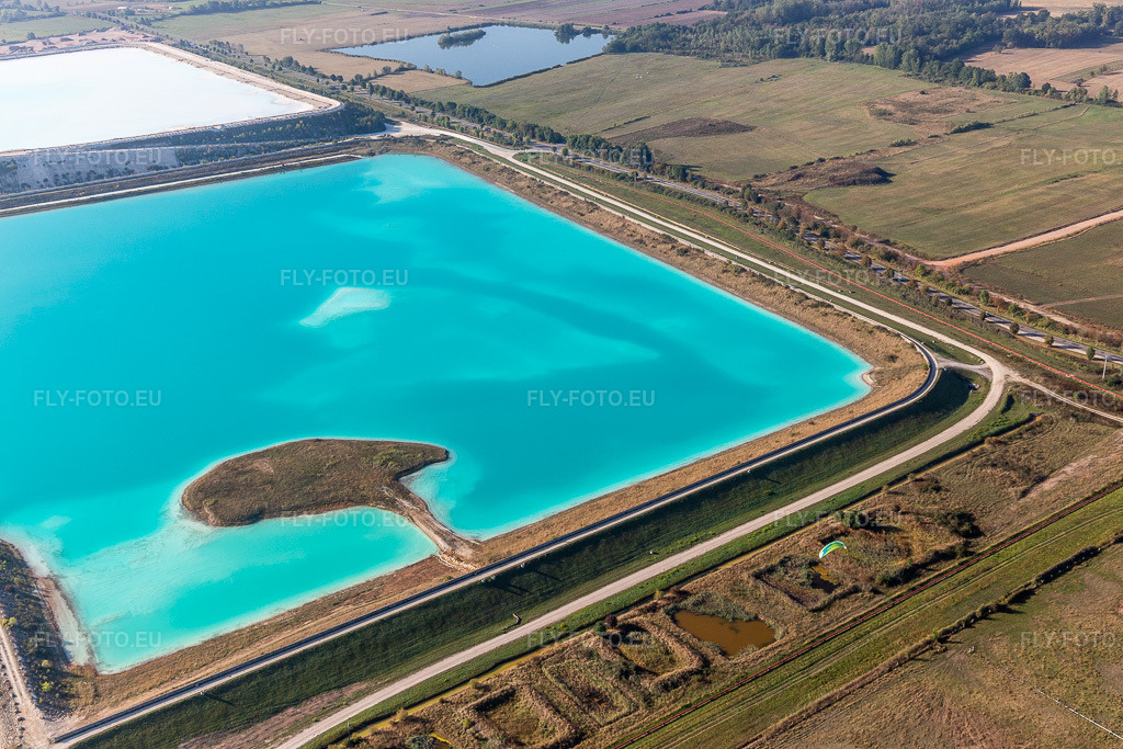 Vue aérienne: Salines à Rosières-aux-Salines dans le département Meurthe et Moselle, France. Photo: IMG_118225.jpg prise le 15/09/2019 par Werner Riehm/FLY-FOTO.euRésolution de l'original: 5472 x 3648 px
