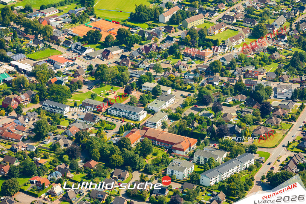 Neue Luftbildaufnahme der Stadt Wankendorf - Das Luftbild wurde 2025 vom UL-Flugzeug heraus erstellt ( keine Drohnenaufnahme ) - Hochauflösende Luftaufnahme - für Wandbilder und großformatige Ausdrucke geeignet. Das besondere Geschenk!Hier alle&nbsp;Infos zur Lizenzierung der LuftaufnahmeWir fliegen auch dieses Jahr wieder in Ihre Region um Luftbilder zu erstellen.- Luftbild anfragen
