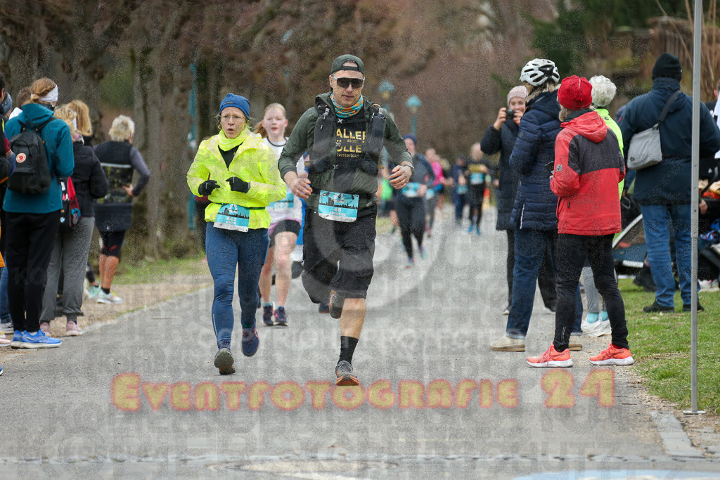 231231_1215_EX1_6388 | Sportfotografie im Rhein-Sieg Kreis, Köln, Bonn, NRW, Rheinland Pfalz, Hessen, etc. Unser Tätigkeitsfeld umfasst den Laufsport vom Volkslauf über den Marathon, Duathlon, Triathon bis zum Ultralauf wie Kölnpfad Ultra oder Schindertrail.