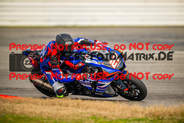 MaZZes_Fotomatrix_20240317_6021986_4815 | Fotograf Mathias Schmid
Sportfotograf,
Eventfotograf,
Hochzeitsfotograf,
Portraitfotograf