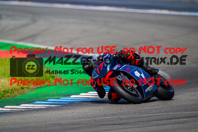 MaZZes_FotoMatrix_240615_6007705_6006 | SSP