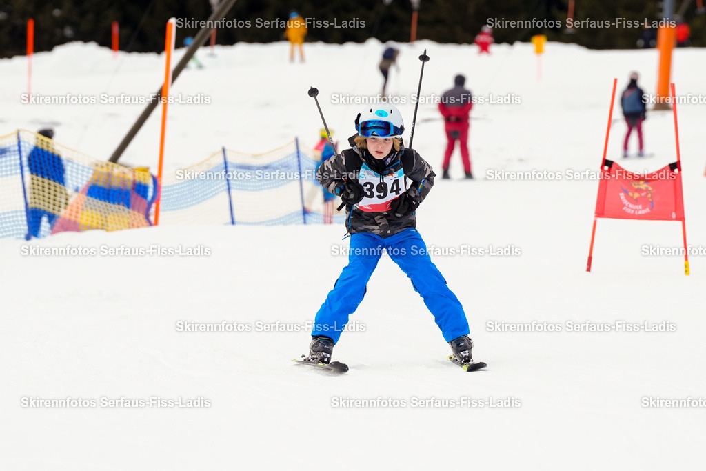 SRF_02.01.2026_0632 | Skirennfotos,Serfaus,Fiss,Ladis,Kinderskirennen,Winter,Tirol,Oberland,skirace,SFL,feelfree,weil wir's genießen,ski,Ski,skifahren,Sonnenplateau, - Realisiert mit Pictrs.com
