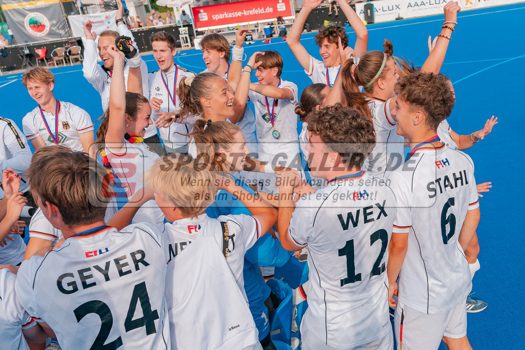 HK_20230716_902564 | Euro Hockey WU18 Siegerehrungen Championship Girls &amp; Boys am 16.7.2023 CHTC , Krefeld ,