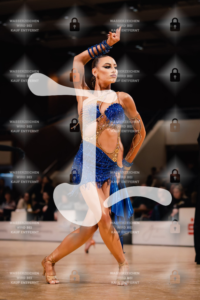 Goldstadtpokal 2025 - WDSF World Open Latin 22nd (25) Maximilian Bier _ Eveline Ishchenko (Schwarz Weiß Club Pforzheim)-2025-01-25-4779 | Webshop for digital downloads and prints of dance sport, event & show photographer Julian Link - Realisiert mit Pictrs.com