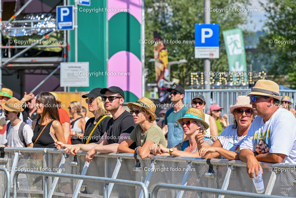 Lido Sounds Festival Linz 2024_ 28.06.2024-14 | 28.06.2024, Linz, AUT, Lido Sounds Festival Linz 2024, im Bild Besucher, Menschen, Musik, Festival