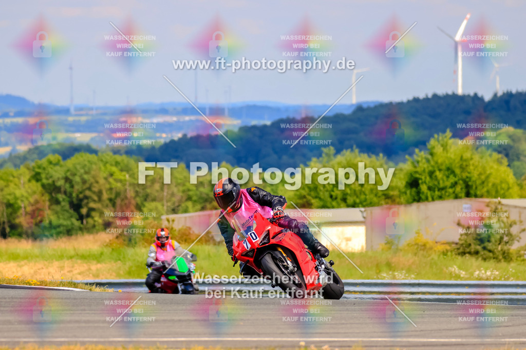 _TCM5291 | Hier findet Ihr Bilder von Touristenfahrten auf der Nürburgring Nordschleife oder von anderen Veranstaltungen die ich besucht habe. Viel Spass beim Durch Schauen 