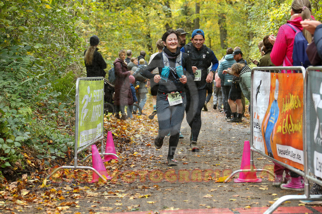 251026_1300_EX1_2183 | Sportfotografie im Rhein-Sieg Kreis, Köln, Bonn, NRW, Rheinland Pfalz, Hessen, etc. Unser Tätigkeitsfeld umfasst den Laufsport vom Volkslauf über den Marathon, Duathlon, Triathon bis zum Ultralauf wie Kölnpfad Ultra oder Schindertrail.