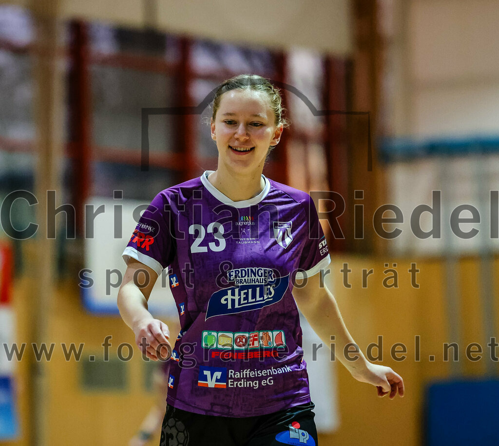 2023-12-17_008_SpVgg_Altenerding_II_gegen_HF_Scheyern | Erding, Deutschland, 17.12.2023:
Handball, Bezirksliga Frauen Altbayern 2023 / 2024, 9. Spieltag, SpVgg Altenerding II gegen HF Scheyern, Endergebnis: 22:26

Sophie Lößl (SpVgg Altenerding, #23)

Foto: Christian Riedel / fotografie-riedel.net