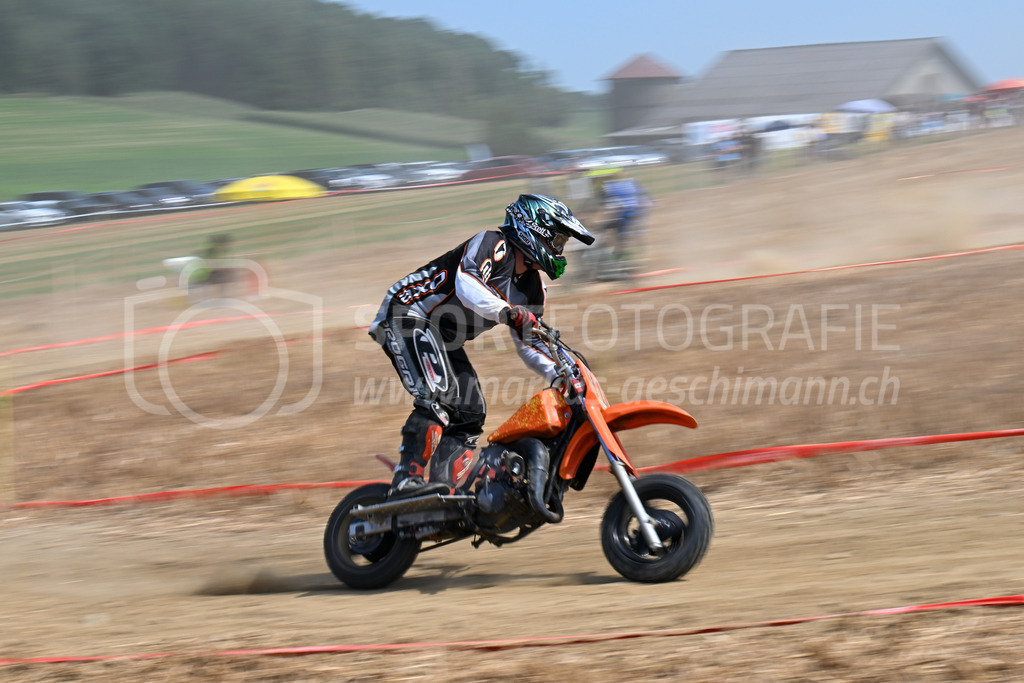 Motortrotti-Rennen Buch am Irchel - 19. August 2023 | Motortrotti-Rennen Buch am Irchel
Buch am Irchel, Kt. Zürich
Bild: Sportfotografie Markus Aeschimann | www.markus-aeschimann.ch - Realisiert mit Pictrs.com
