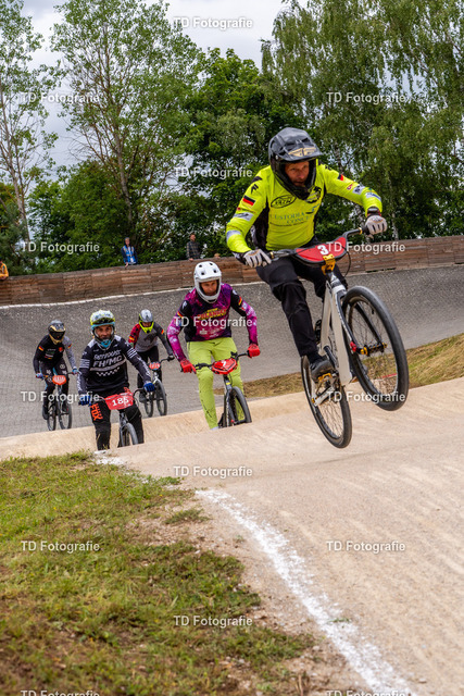 BayBMX2026-05310 | Fotogalerie von Thomas Dettweiler mit Eventbildern und lizenzfreien Fotos. Perfekt als Wandbild, für Büro, Website oder private Nutzung. - Realisiert mit Pictrs.com