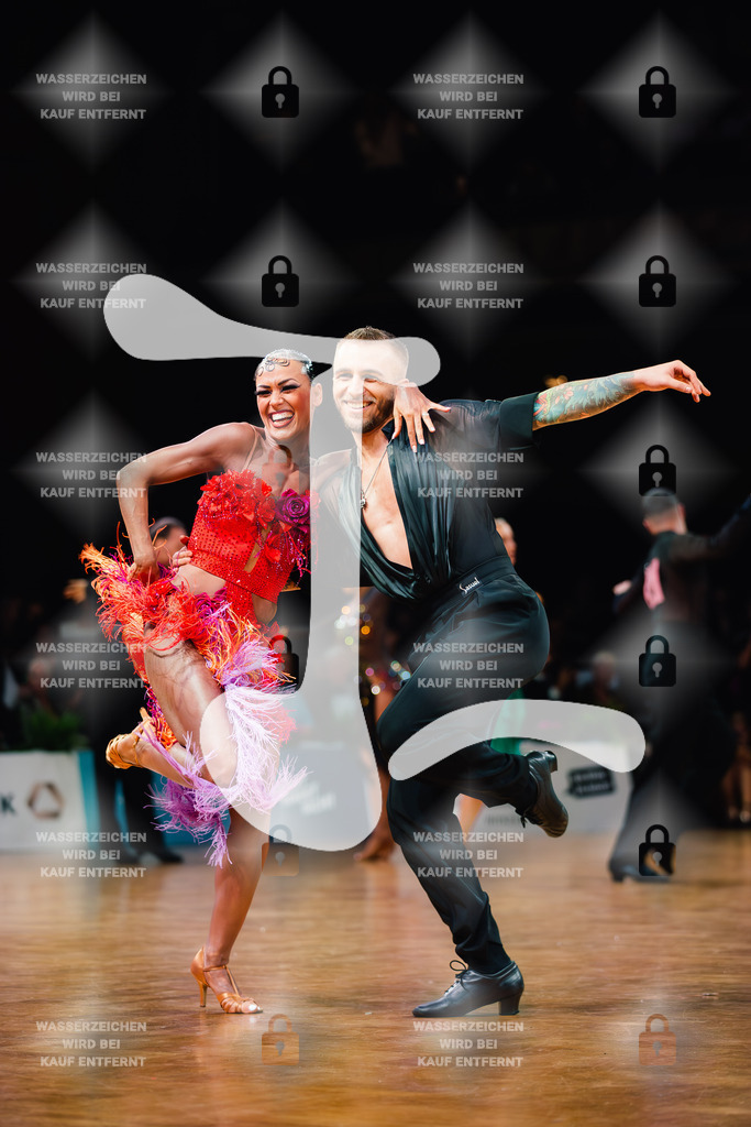 GOC 2025 - WDSF GrandSlam Latin 4th (96) Ionut Alexandru Miculescu _ Andra Pacurar (Romania)-2025-08-23-5664 | Webshop for digital downloads and prints of dance sport, event & show photographer Julian Link - Realisiert mit Pictrs.com