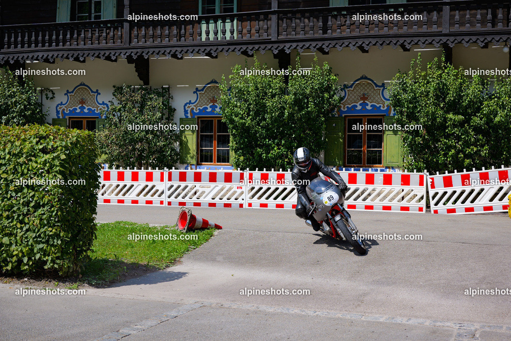 P1014787 | Erleben Sie atemberaubende, hochqualitative Fotos Ihrer Fahrt entlang der malerischen Alpenstraßen. Besuchen Sie alpineshots.com, um professionelle Aufnahmen Ihrer unvergesslichen Reise zu finden und zu kaufen - Realisiert mit Pictrs.com
