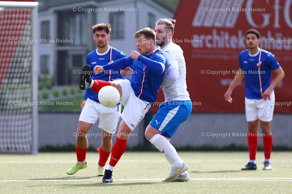 NH_TSVSasel_FCSuederelbe_OberligaHamburg_03042026 | #6 Jean-Lucas Gerken (TSV Sasel), #15 Theodoros Ganitis (FC Süderelbe)Fußball I Herren I Gamesright Oberliga Hamburg I Saison 2025-2026  I 18. Spieltag I TSV Sasel - FC Süderelbe I 03.04.2026 I Sportplatz Parkweg