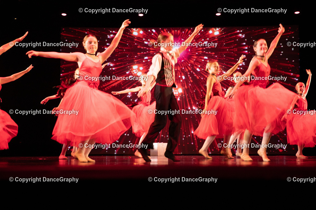 GPHY5183 | DanceGraphy - Realisiert mit Pictrs.com