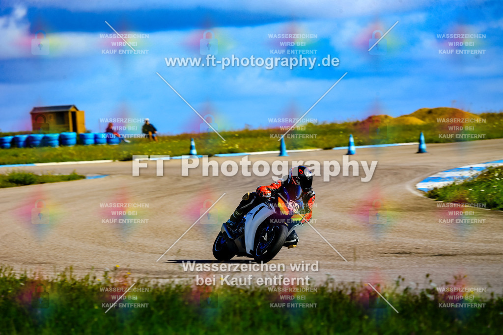 034-5082 | Hier findet Ihr Bilder von Touristenfahrten auf der Nürburgring Nordschleife oder von anderen Veranstaltungen die ich besucht habe. Viel Spass beim Durch Schauen 