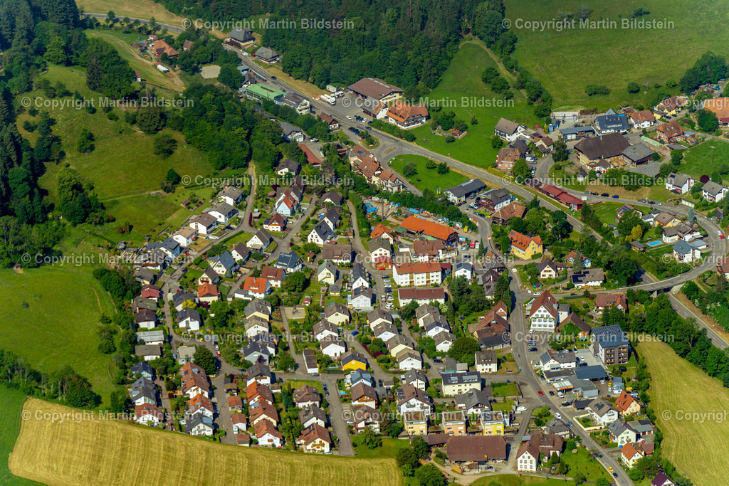 Kirchzarten-1-6-23-7 | Bilder Fotos Luftbilder Luftaufnahmen Deutschland Süden Westen Schwarzwald Baden Württemberg  